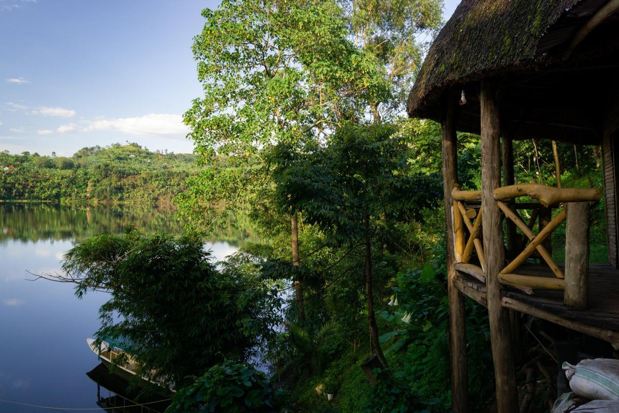 Dave The Cave Eco Lodge And Cultural Campsite Rubirizi Экстерьер фото