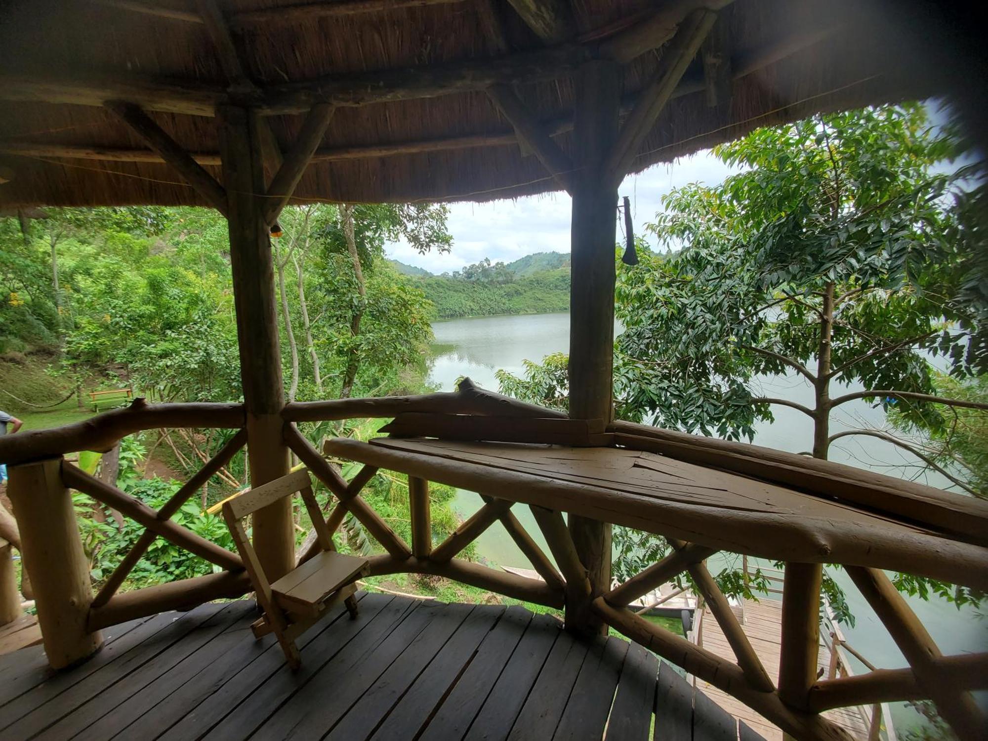 Dave The Cave Eco Lodge And Cultural Campsite Rubirizi Экстерьер фото