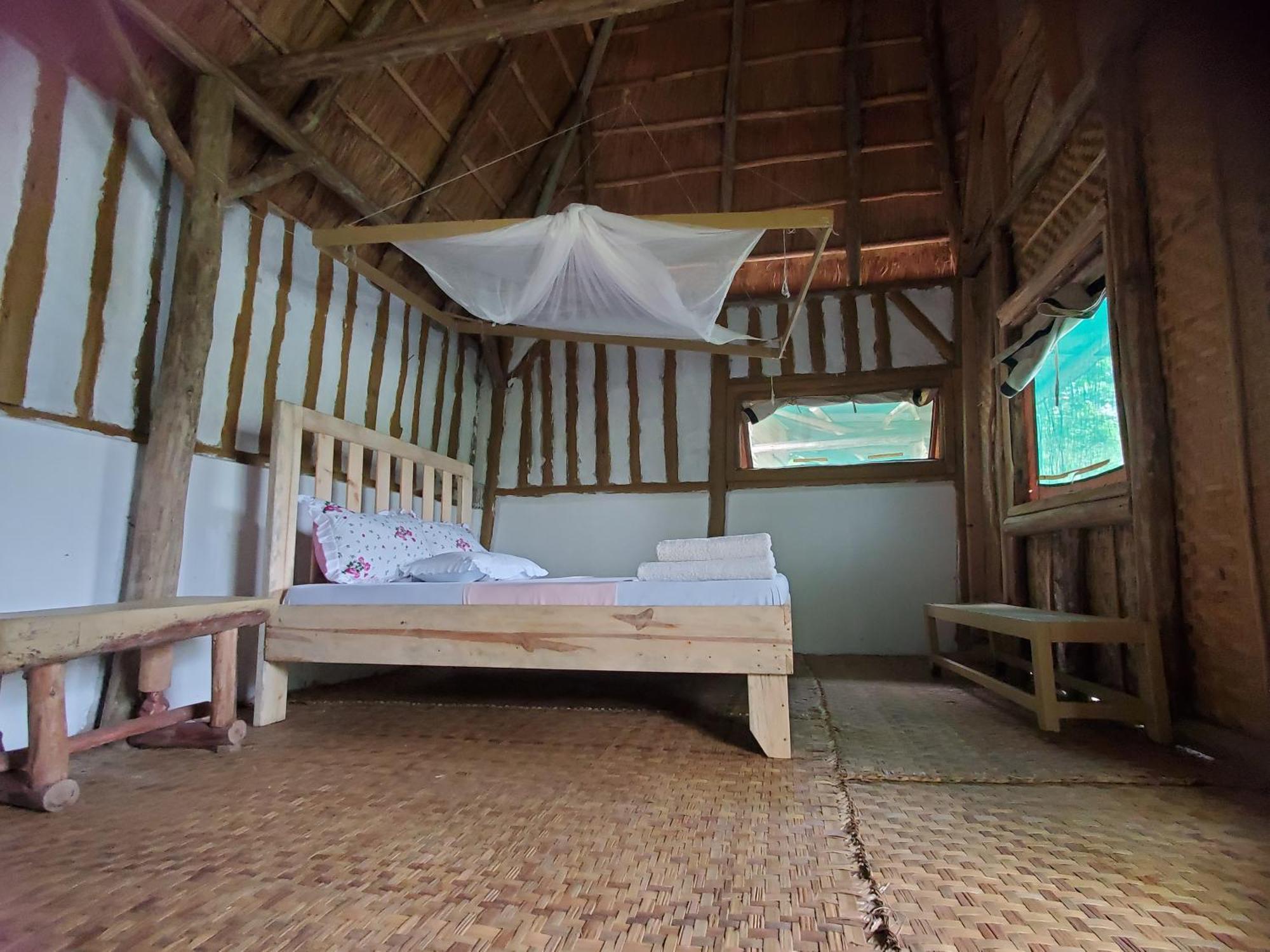 Dave The Cave Eco Lodge And Cultural Campsite Rubirizi Экстерьер фото